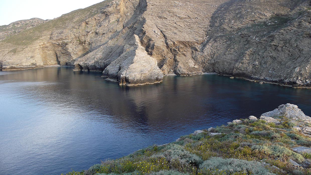 7 Gyaros DanaePortolou